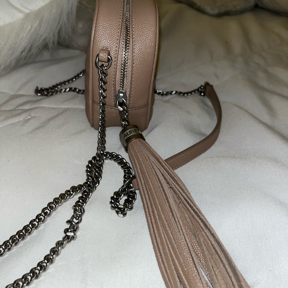 Saint Laurent MINI LOU CAMERA BAG BARELY USED - Picture 8 of 10